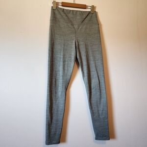 American Eagle's The Everything Heathered Gray Leggings Size M